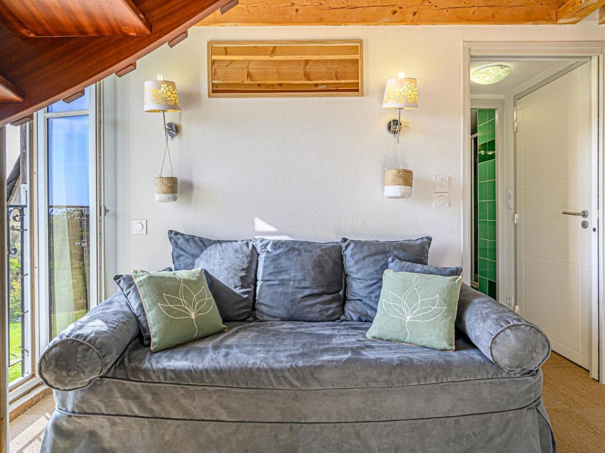 Apartment Le Chateau De Kergonano-13 By Interhome Baden Exterior foto